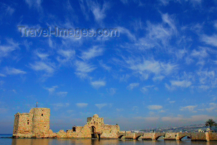 lebanon54: Lebanon, Sidon / Saida: Crusaders fortress - Sidon Sea Castle and its causeway - photo by J.Pemberton - (c) Travel-Images.com - Stock Photography agency - Image Bank