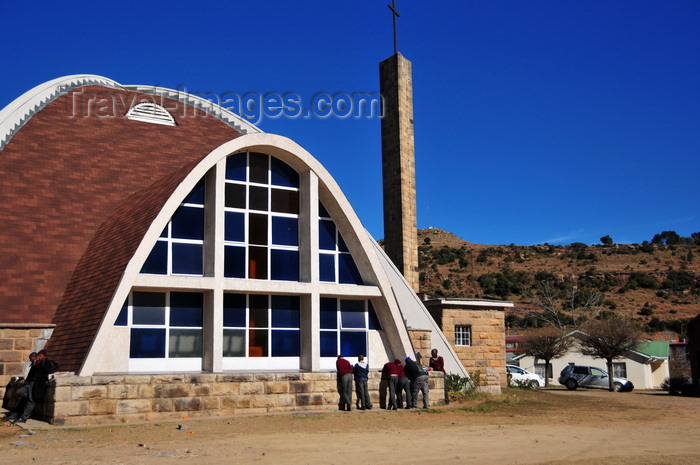 lesotho25: Maseru, Lesotho: the igloo shaped Lesotho Evangelical Church - photo by M.Torres - (c) Travel-Images.com - Stock Photography agency - Image Bank