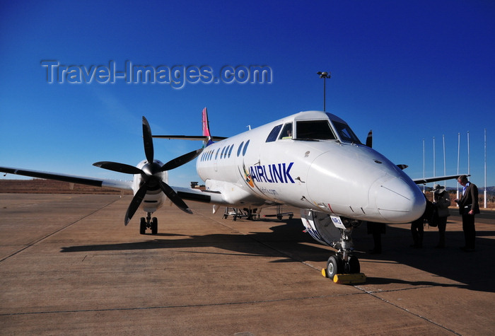 lesotho53: Mazenod, Maseru, Lesotho: South African Airlink British Aerospace (BAE) Jetstream 41 41 ZS-NRJ, cn 41062 - Moshoeshoe I International Airport - photo by M.Torres - (c) Travel-Images.com - Stock Photography agency - Image Bank