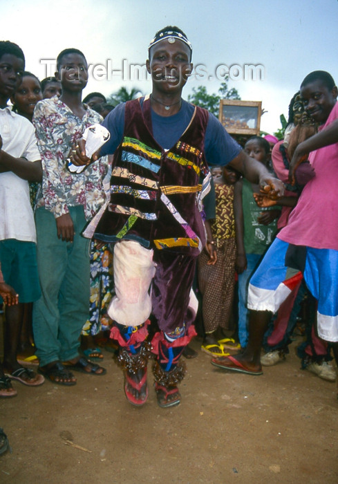 liberia24: Grand Bassa County, Liberia, West Africa: Buchanan - dancer - photo by M.Sturges - (c) Travel-Images.com - Stock Photography agency - Image Bank