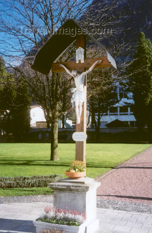 liech14: Liechtenstein - Triesen: Jesus Christ - INRI - crucifix / Kruzifix (photo by M.Torres) - (c) Travel-Images.com - Stock Photography agency - Image Bank