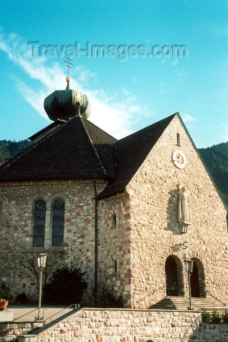 liech40: Liechtenstein - Triesenberg: St. Joseph's Parish Church (photo by M.Torres) - (c) Travel-Images.com - Stock Photography agency - Image Bank