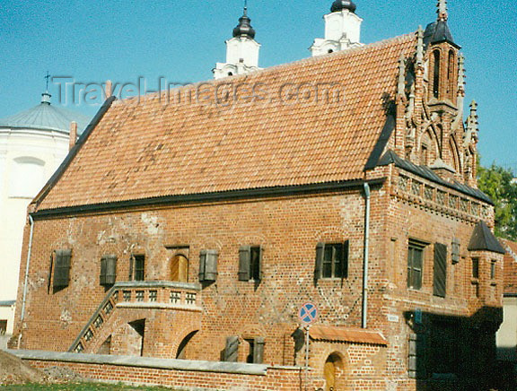 lithuan30: Lithuania - Kaunas / Kowno / Kovno: 15th century German merchant house - photo by G.Frysinger - (c) Travel-Images.com - Stock Photography agency - Image Bank