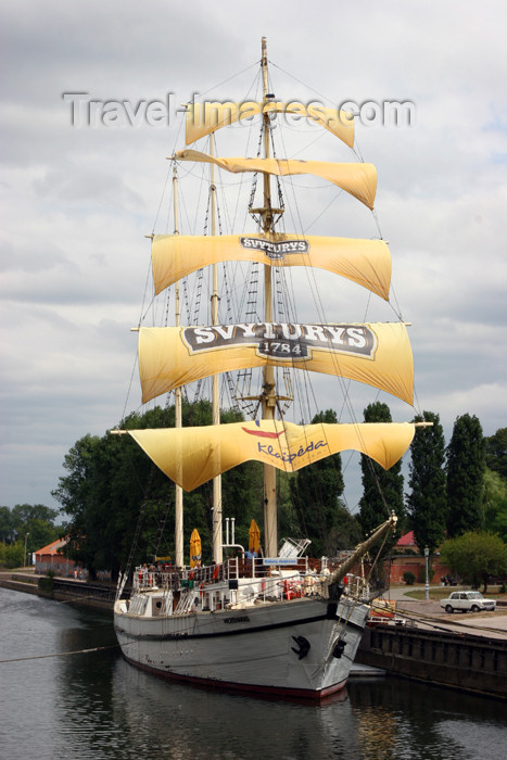 lithuania127: Lithuania - Klaipeda: the Meridianas sailing-ship - formerly with the Finnish and Soviet navies - photo by A.Dnieprowsky - (c) Travel-Images.com - Stock Photography agency - Image Bank