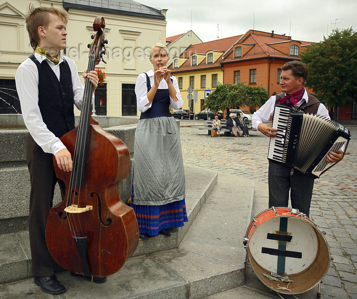 lithuania213: Klaipeda, Lithuania: band on Theatre square - photo by A.Dnieprowsky - (c) Travel-Images.com - Stock Photography agency - Image Bank