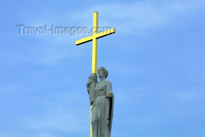 lithuania70: Lithuania - Vilnius: Cathedral of the Three Saints and its Belfry - organ - photo by A.Dnieprowsky - (c) Travel-Images.com - Stock Photography agency - Image Bank