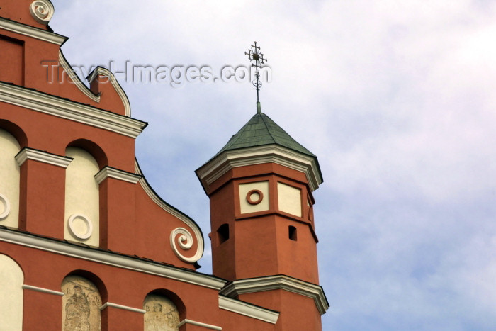 lithuania76: Lithuania - Vilnius: Bernardine Church of St. Francis - Bernardines - Maironio gatve - gable detail / Bernardinu Baznycia - photo by A.Dnieprowsky - (c) Travel-Images.com - Stock Photography agency - Image Bank