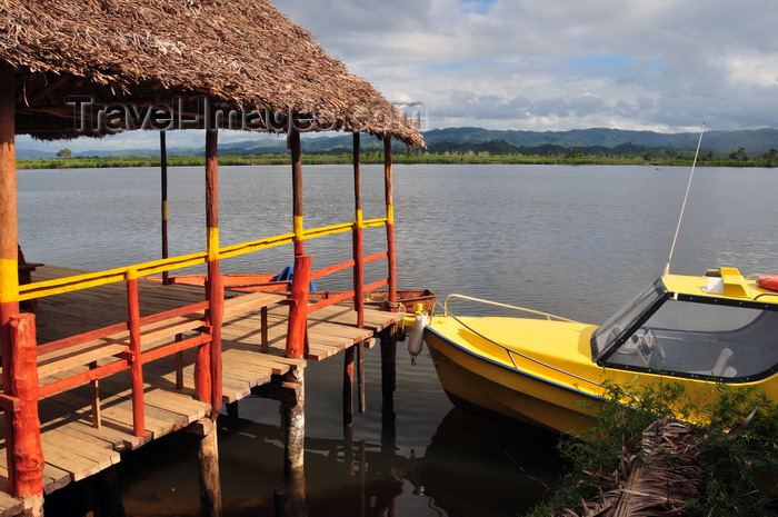 madagascar149: Soanierana Ivongo, Analanjirofo, Toamasina Province, Madagascar: riverine harbour - pier for ferries to Ile Sainte Marie - photo by M.Torres - (c) Travel-Images.com - Stock Photography agency - Image Bank