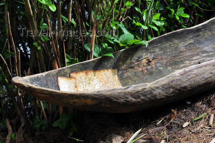 madagascar152: Soanierana Ivongo, Analanjirofo, Toamasina Province, Madagascar: dugout canoe with metal patches - photo by M.Torres - (c) Travel-Images.com - Stock Photography agency - Image Bank