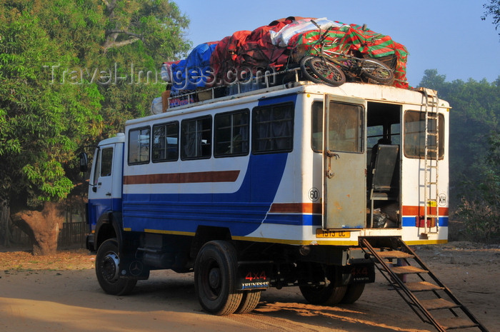 madagascar265: Bekopaka, Antsalova district, Melaky region, Mahajanga province, Madagascar: adapted 4WD trucks go where buses cannot reach - photo by M.Torres - (c) Travel-Images.com - Stock Photography agency - Image Bank