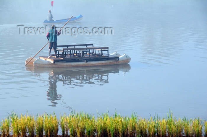 madagascar267: Bekopaka, Antsalova district, Melaky region, Mahajanga province, Madagascar: rice and man-powered catamaran ferry - photo by M.Torres - (c) Travel-Images.com - Stock Photography agency - Image Bank