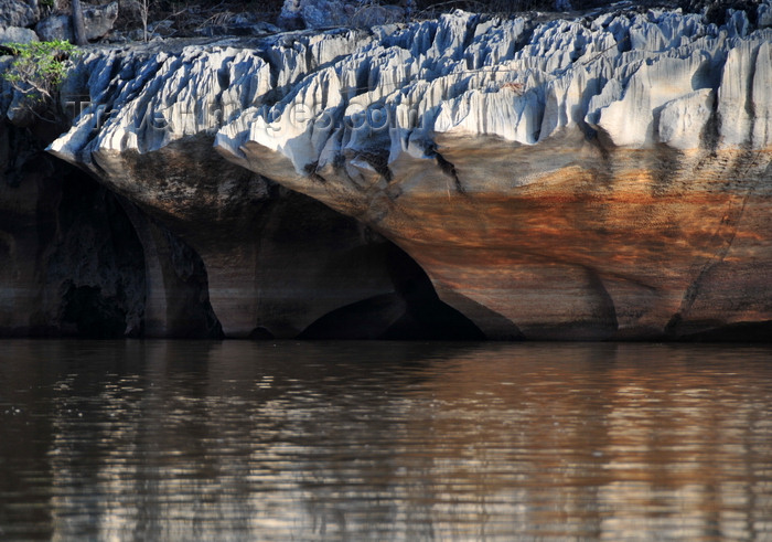 madagascar293: Antsalova district, Melaky region, Mahajanga province, Madagascar: Manambolo River - karst limestone formation - photo by M.Torres - (c) Travel-Images.com - Stock Photography agency - Image Bank