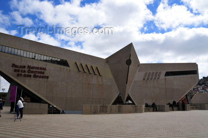 madagascar396: Antananarivo / Tananarive / Tana - Analamanga region, Madagascar: Palace of culture and sports - sports complex, modernist architecture from China - Palais National de la Culture et des Sports - Mahamasina - photo by M.Torres - (c) Travel-Images.com - Stock Photography agency - Image Bank