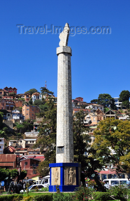 madagascar419: Antananarivo / Tananarive / Tana - Analamanga region, Madagascar: Place du MDRM - Malagasy uprising of March 29th, 1947 - pillar replacing the statue of general Galliéni - Ambohijatovo - photo by M.Torres - (c) Travel-Images.com - Stock Photography agency - Image Bank