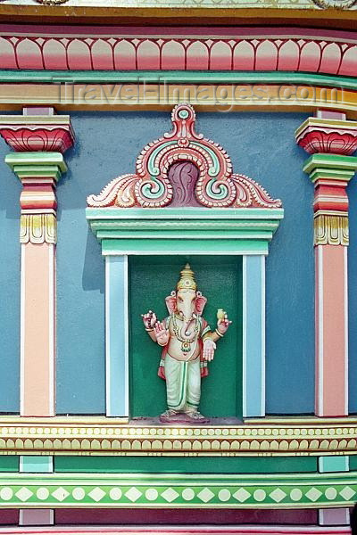 mal159: Malaysia - Batu: Lord Ganesh - niche (photo by J.Kaman) - (c) Travel-Images.com - Stock Photography agency - Image Bank