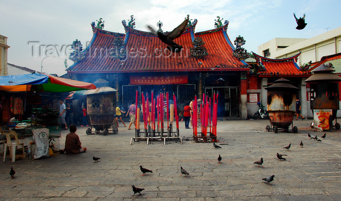 mal378: Kwan Yin Teng chinese temple, Goddess of Mercy Temple, 
Penang, Malaysia. 
 photo by B.Lendrum - (c) Travel-Images.com - Stock Photography agency - Image Bank