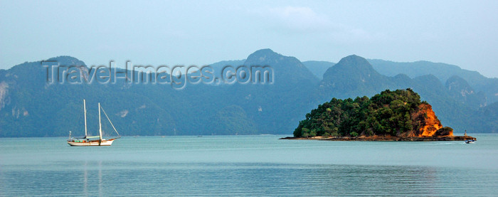 mal406: Boats and islands, Langkawi, Malaysia.
 photo by B.Lendrum - (c) Travel-Images.com - Stock Photography agency - Image Bank