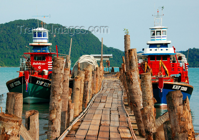 mal428: Fishing boats, Langkawi, Malaysia.
 photo by B.Lendrum - (c) Travel-Images.com - Stock Photography agency - Image Bank