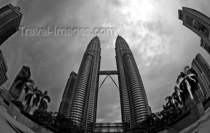 mal475: Petronas towers - fish-eye view - black and white, KLCC, 
