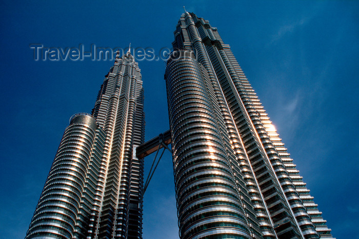 mal484: Petronas towers from the base, KLCC, Kuala Lumpur, Malaysia. - photo by B.Lendrum - (c) Travel-Images.com - Stock Photography agency - Image Bank
