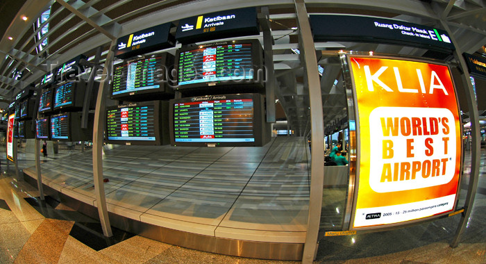 mal487: Kuala Lumpur International airport - "KLIA - World's Best Airport" - screens in the main terminal - KUL / WMKK, Sepang district, Selangor, Malaysia - photo by B.Lendrum - (c) Travel-Images.com - Stock Photography agency - Image Bank
