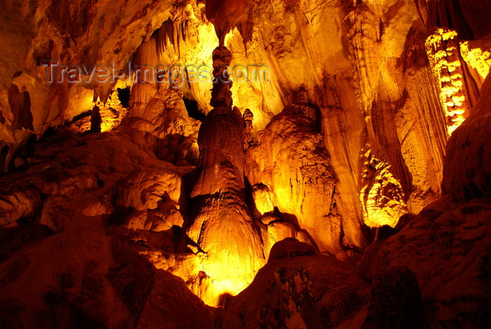 mal537: Gunung Mulu National Park, Sarawak, Borneo, Malaysia: Lang Cave  - UNESCO World Heritage - photo by A.Ferrari - (c) Travel-Images.com - Stock Photography agency - Image Bank
