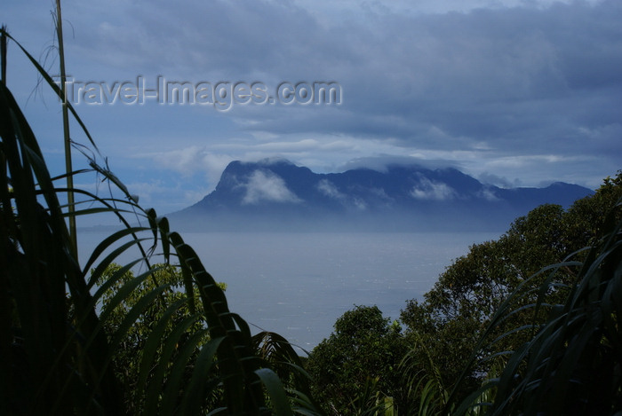 mal569: Bako National Park, Sarawak, Borneo, Malaysia: Gunung Santubong in the mist - view from Bukit Tambi - photo by A.Ferrari - (c) Travel-Images.com - Stock Photography agency - Image Bank