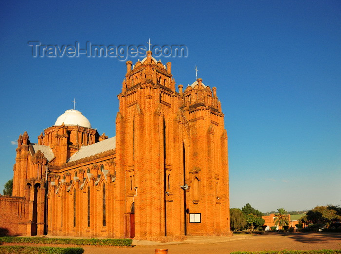malawi38: Blantyre, Malawi: St Michael and All Angels Church - designed by Reverend David Clement Scott and built by men with no training in architecture, construction or even brick-making - photo by M.Torres - (c) Travel-Images.com - Stock Photography agency - Image Bank