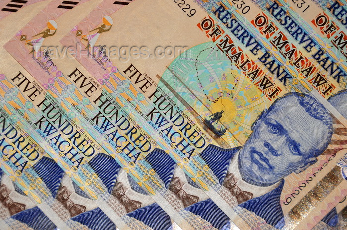 malawi62: Blantyre, Malawi: Malawian currency, 500 Malawian Kwacha bank notes issued by the Reserve Bank of Malawi - obverse, portrait of Reverend John Chilembwe - MWK - photo by M.Torres - (c) Travel-Images.com - Stock Photography agency - Image Bank