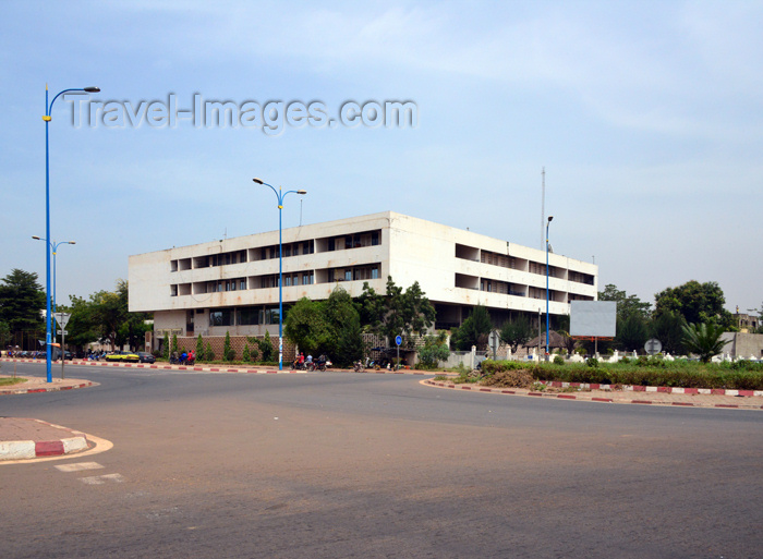 mali105: Bamako, Mali: the École Normale Supérieure (ENSUP), a school dedicated to the training of teachers - photo by M.Torres - (c) Travel-Images.com - Stock Photography agency - Image Bank