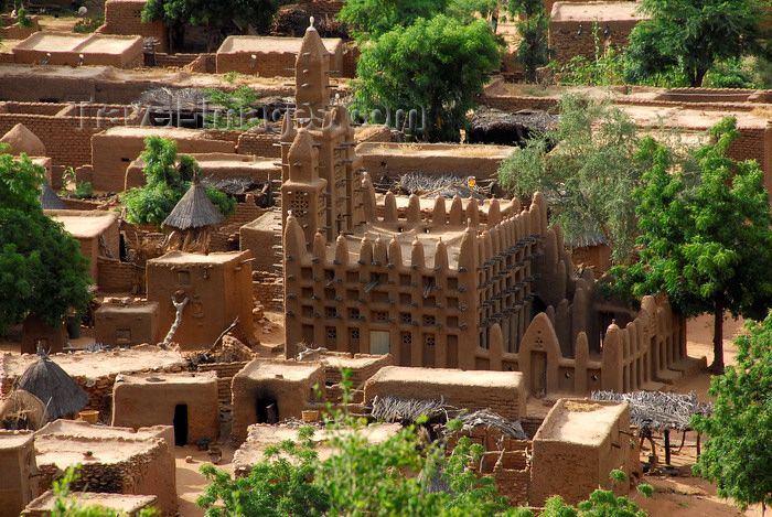 mali2: Bandiagara Escarpment, Dogon country, Mopti region, Mali: mud brick Mosque in Dogon village - adobe construction - most Dogon are traditionally animist - photo by J.Pemberton - (c) Travel-Images.com - Stock Photography agency - Image Bank