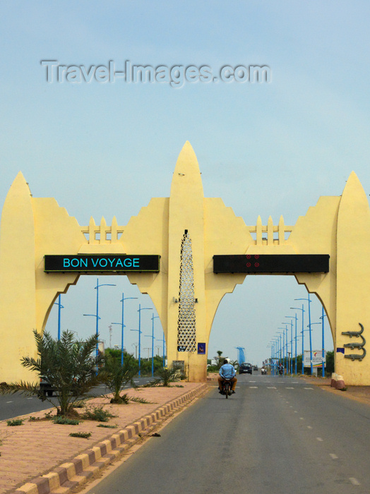 mali48: Bamako, Mali: Bamako city gates on the airport road - Neo-Sudanic Architecture - photo by M.Torres - (c) Travel-Images.com - Stock Photography agency - Image Bank