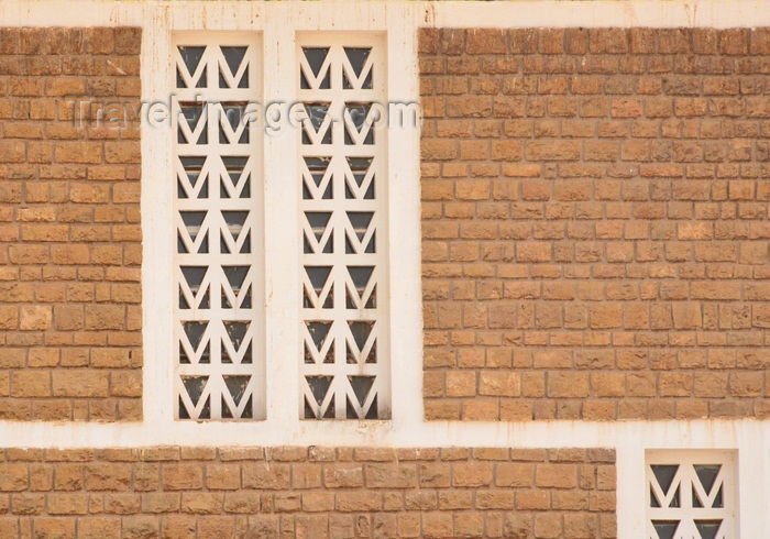 mauritania59: Nouakchott, Mauritania: detail of colonial period window, Ministry of Justice / Ministére de la Justice - architecture of the French Empire - photo by M.Torres - (c) Travel-Images.com - Stock Photography agency - Image Bank