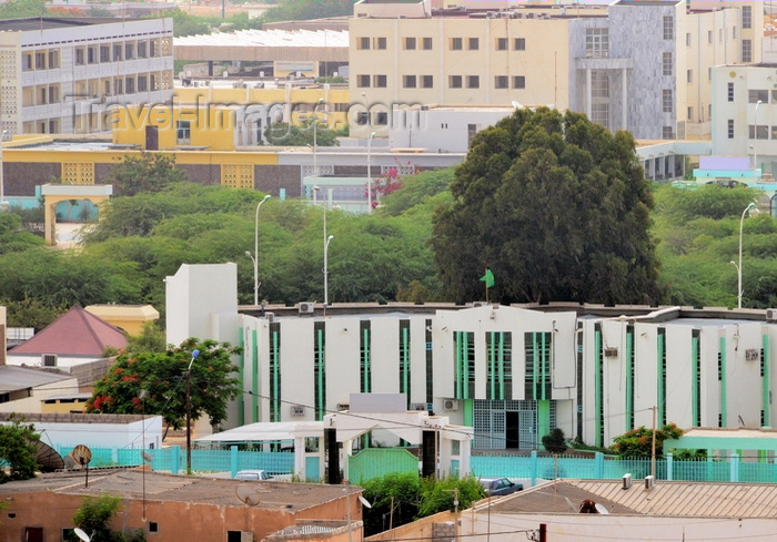 mauritania6: Nouakchott, Mauritania: modern building of the Ministry of Finance - white facade - Ministre des Finances - Direction Générale des Impôts - photo by M.Torres - (c) Travel-Images.com - Stock Photography agency - Image Bank