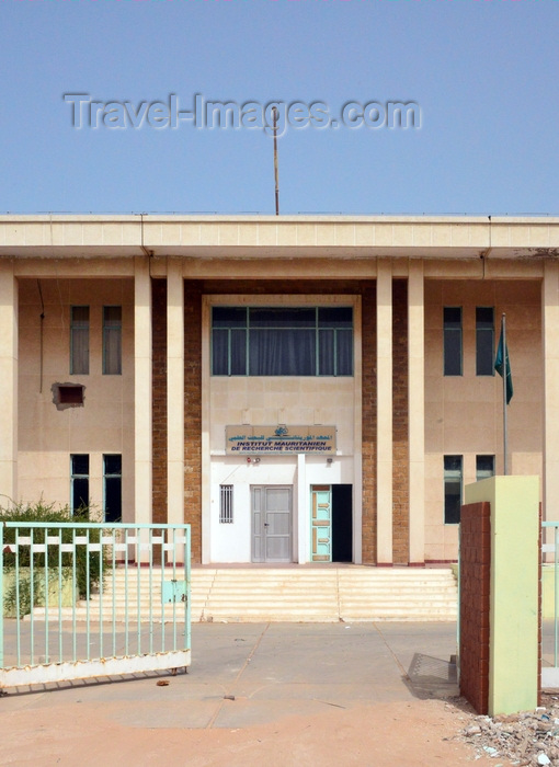 mauritania61: Nouakchott, Mauritania: entrance to the building of the Mauritanian Institute for Scientific Research (IMRS -  Institut Mauritanien de Recherche Scientifique) - photo by M.Torres - (c) Travel-Images.com - Stock Photography agency - Image Bank