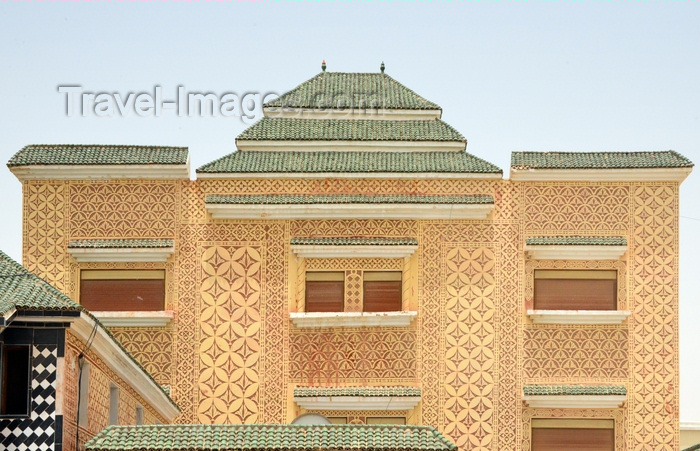 mauritania73: Nouakchoot, Mauritania: ornate facade with green roofs on the Tevragh Zeina area - photo by M.Torres - (c) Travel-Images.com - Stock Photography agency - Image Bank