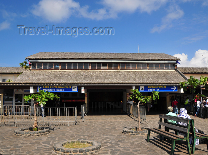 mayotte40: Pamandzi, Petite-Terre, Mayotte: Dzaoudzi Pamandzi International Airport - DZA - departures building - photo by M.Torres - (c) Travel-Images.com - Stock Photography agency - Image Bank