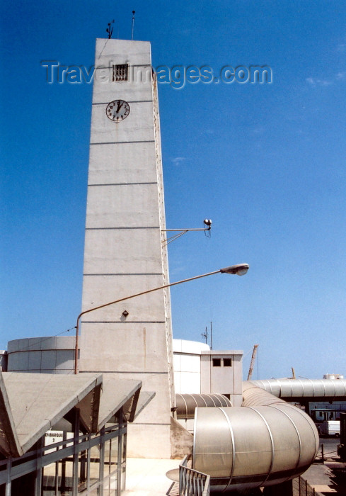 melilla32: Melilla: sea terminal - harbour / Puerto de Melilla - photo by M.Torres - (c) Travel-Images.com - Stock Photography agency - Image Bank