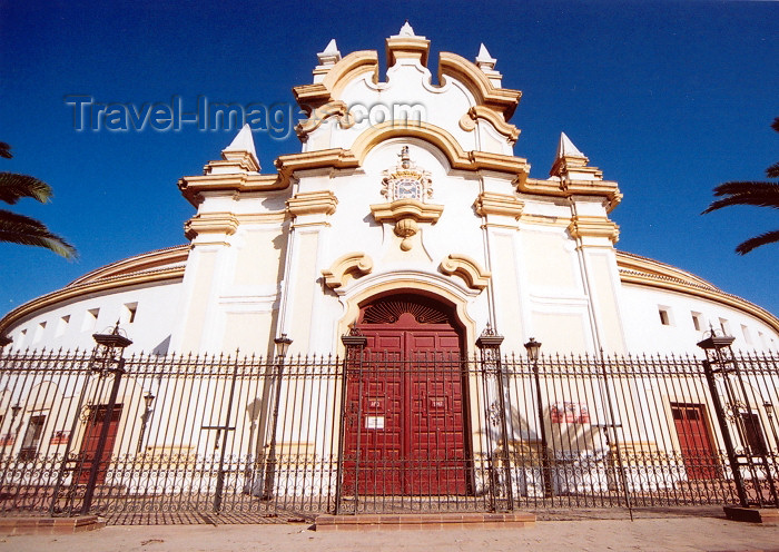 melilla4: Melilla: bullring - architect Alejandro Blond González / plaza de toros de Melilla, la mezquita del toreo - photo by M.Torres - (c) Travel-Images.com - Stock Photography agency - Image Bank