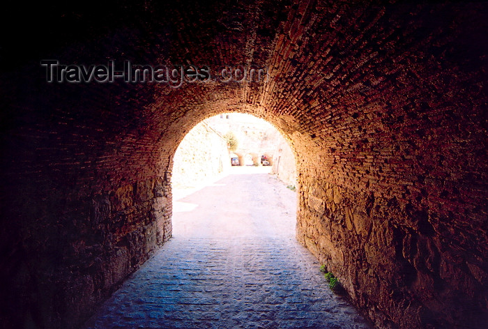 melilla48: Melilla, Spain: tunnel - Melilla la Vieja / tunel - photo by M.Torres - (c) Travel-Images.com - Stock Photography agency - Image Bank