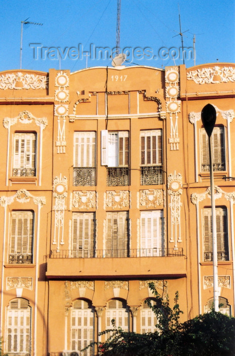 melilla64: Melilla: modernist façade - architect Enrique Nieto y Nieto / fachada modernista - photo by M.Torres - (c) Travel-Images.com - Stock Photography agency - Image Bank