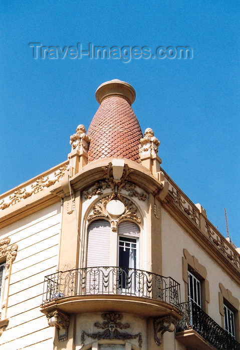 melilla9: Melilla: art deco balcony II - Edificio Reconquista - arquitecto Enrique Nieto y Nieto - photo by M.Torres - (c) Travel-Images.com - Stock Photography agency - Image Bank