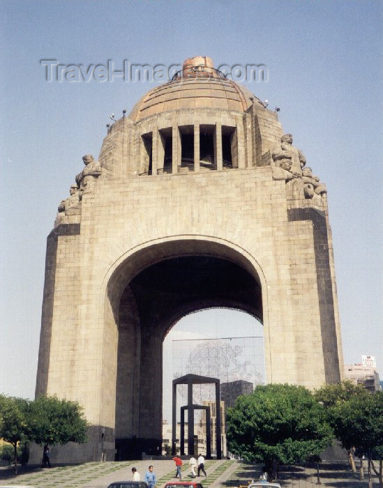 mexico11: Mexico City: the arch - Revolution monument / Monumento a la Revolución center of the Square of the Republic, on Iglesias, Arriaga and Arizpe streets - photo by M.Torres - (c) Travel-Images.com - Stock Photography agency - Image Bank
