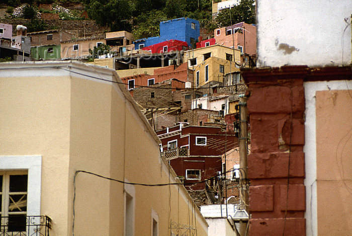 mexico362: Guanajuato City: shanty town - photo by Y.Baby - (c) Travel-Images.com - Stock Photography agency - Image Bank