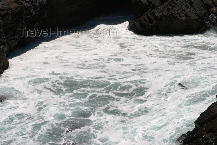 mexico58: Mexico - Ensenada / ESE (Baja California state): Ensenada: water rush - photo by C.Palacio - (c) Travel-Images.com - Stock Photography agency - Image Bank