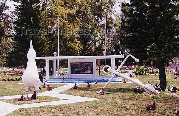 midway7: Midway Atoll - Eastern island: monument to the naval battle of  Midway - photo by G.Frysinger - (c) Travel-Images.com - Stock Photography agency - Image Bank