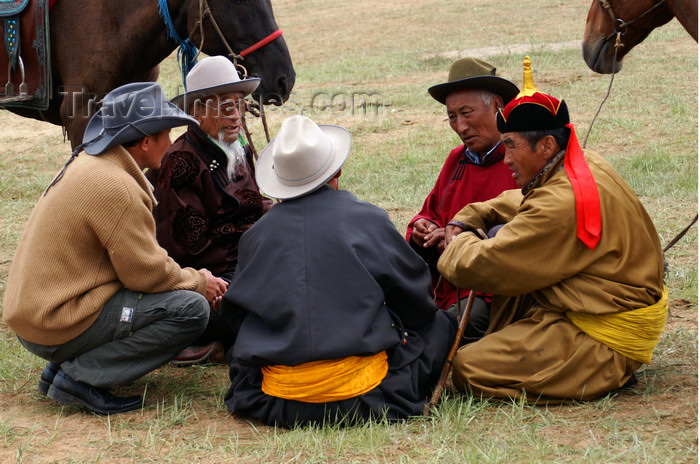mongolia137: Ulan Bator / Ulaanbaatar, Mongolia: Naadam festival - men talking about the horse race - photo by A.Ferrari - (c) Travel-Images.com - Stock Photography agency - Image Bank
