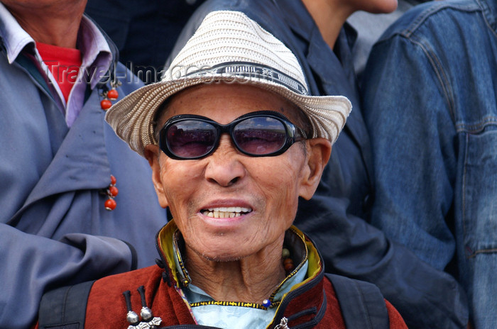 mongolia142: Ulan Bator / Ulaanbaatar, Mongolia: Naadam festival - in the crowd - the horse races - Hui Doloon Khutag - photo by A.Ferrari - (c) Travel-Images.com - Stock Photography agency - Image Bank