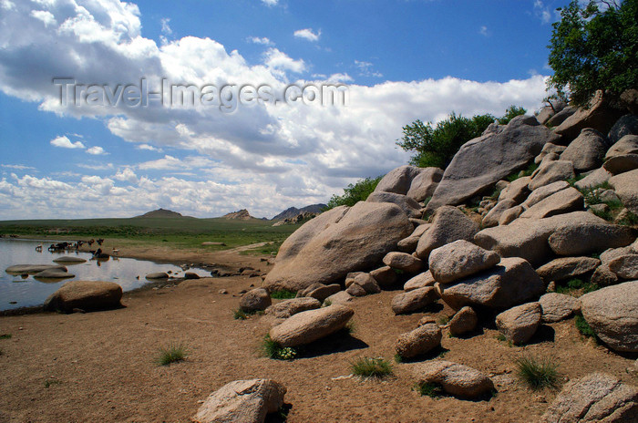 mongolia174: Töv province, Mongolia: boulders - Zorgol Khairkhan - photo by A.Ferrari - (c) Travel-Images.com - Stock Photography agency - Image Bank