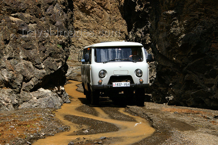 mongolia192 Gobi desert southern Mongolia UAZ452 minivan in the narrow 